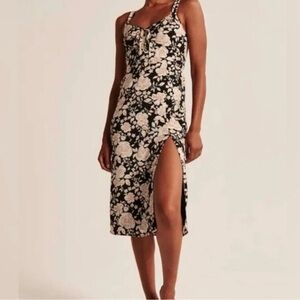 Abercrombie & Fitch Black and Cream Floral Midi Dress
